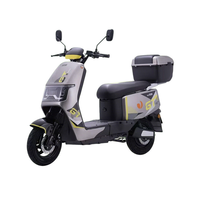 Kako se sustav ovjesa Versatile motocikla ponaša i na gradskim cestama i na terenima izvan cesta u usporedbi s namjenskim motociklima za dvostruke sportove?
